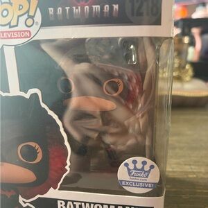 Funko Pop! Batwoman Kids Bath & Skin Accessory - Black and Red
